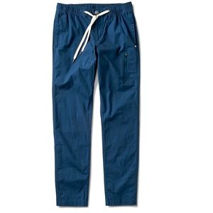 Vuori Men’s Ripstop Pant In Indigo Blue. Alittle smaller than medium.